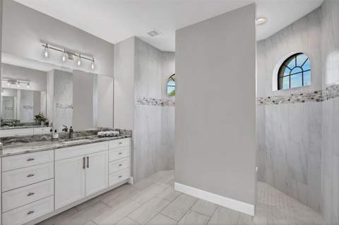 16660 Liggett Circle, Port Charlotte FL - photo 23 of 88