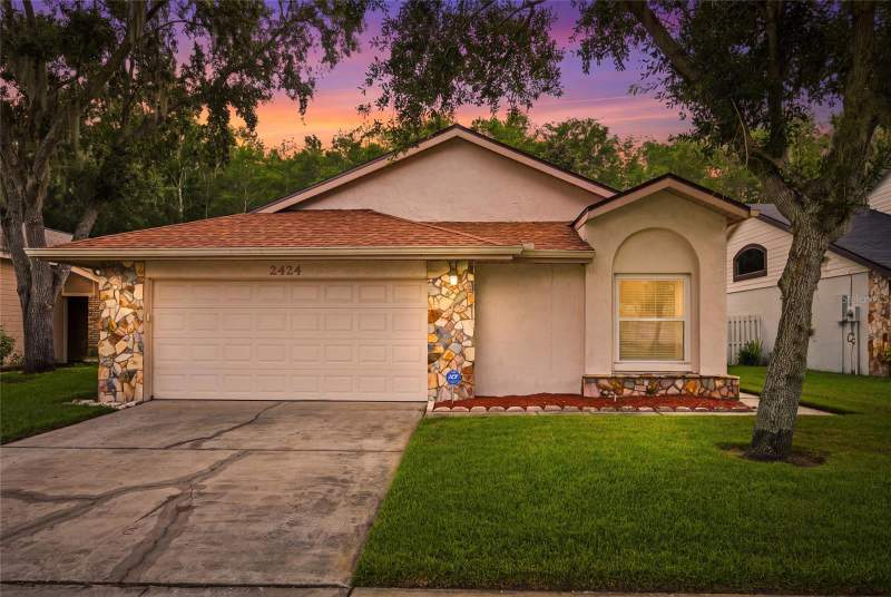 3 bedroom Single Family Residence at 2424 PEWTER COURT, HUNTERS CREEK TR 150 PH 01, ORLANDO — photo 1