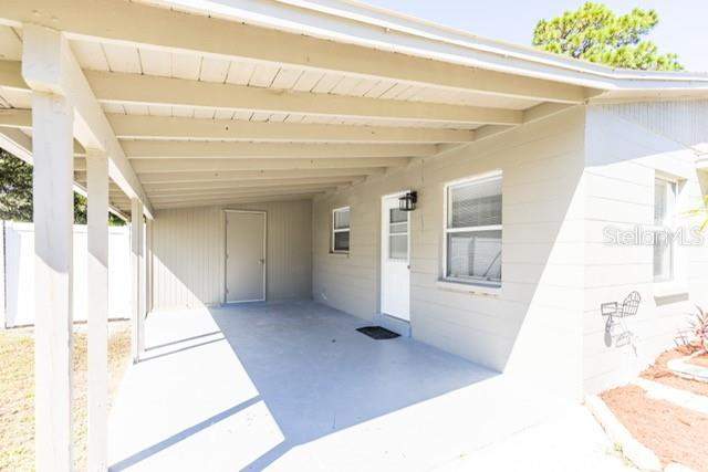 3 bedroom Single Family Residence at 4318 Berkley Drive, King'S Forest Lot 20 Block 4, Tampa — photo 2