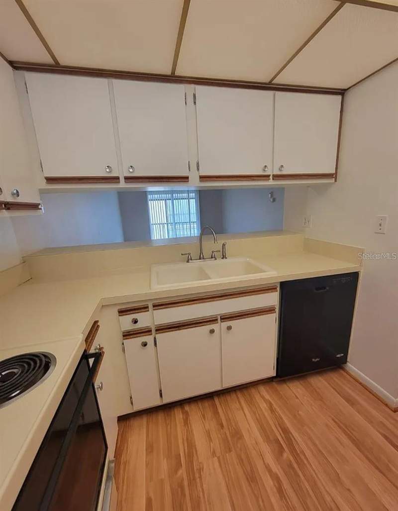 2 bedroom Condominium at 100 E Kentucky Ave #103D, Deland Oaks Condo, Deland — photo 5