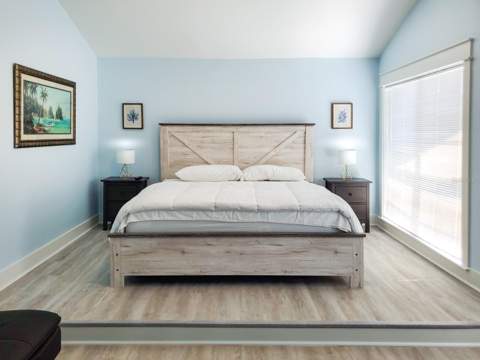 215 Medallion Boulevard #G, Madeira Beach FL - photo 11 of 27