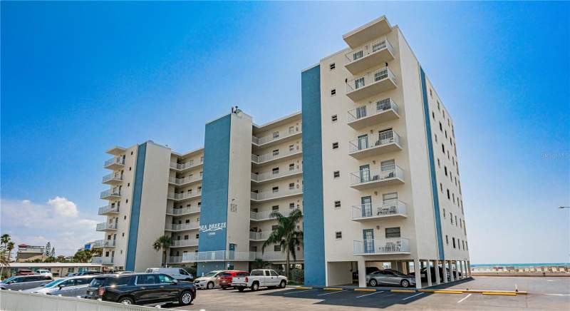 Sea Breeze Of Madeira Condo