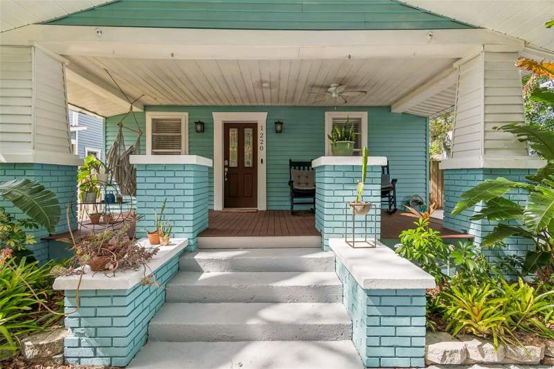4 bedroom Single Family Residence at 1220 E Emma Street, Nebraska Heights, Tampa — photo 3