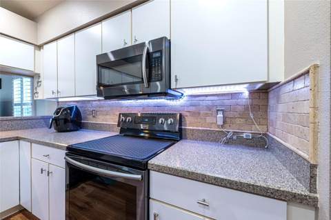 13253 Golf Ridge Place, Hudson FL - photo 11 of 54