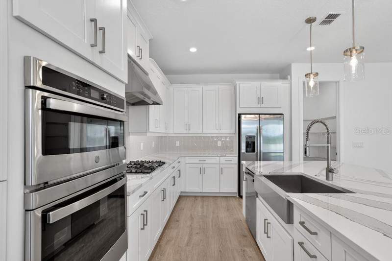 3 bedroom Single Family Residence at 899 ARBOR GREEN TRAIL, ESPLANADE AT CENTER LAKE RANCH, ST CLOUD — photo 3