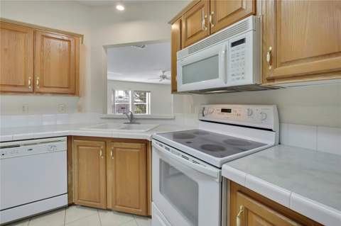 14992 Rialto Avenue, Brooksville FL - photo 22 of 69