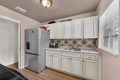 627 Holly Place, Lakeland FL - photo 9 of 22