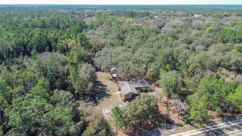 4 bedroom Manufactured Home at 13455 NE 228th Lane Road, Howard Ranch Estate, Fort Mc Coy — photo 4