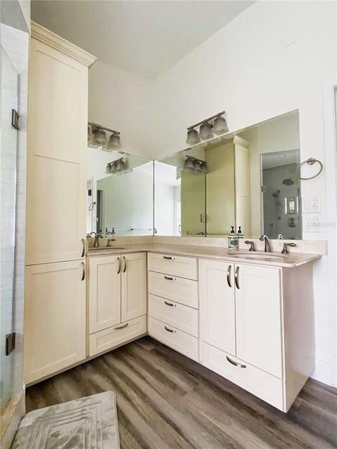 2400 Lauderdale Court, Orlando FL - photo 11 of 39