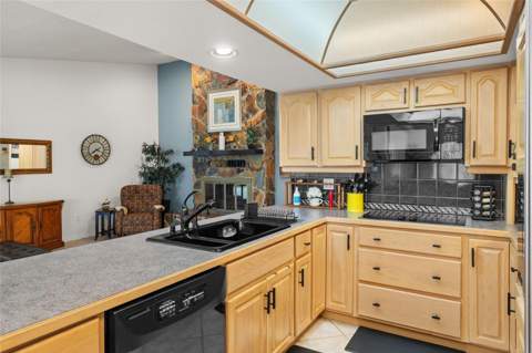 8328 Dunnellon Road, Weeki Wachee FL - photo 24 of 73