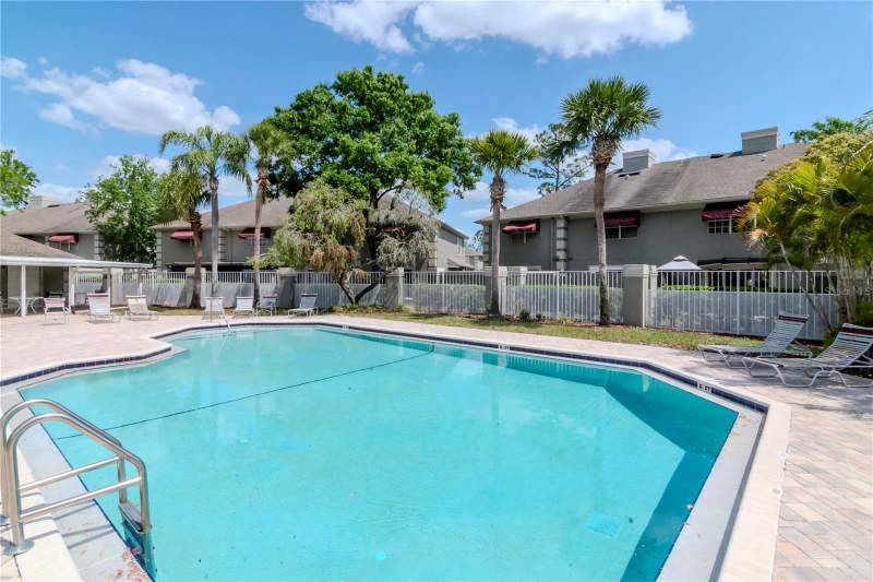 2 bedroom Townhouse at 14053 Notreville Way, Carrollwood Village Ph III, Tampa — photo 2