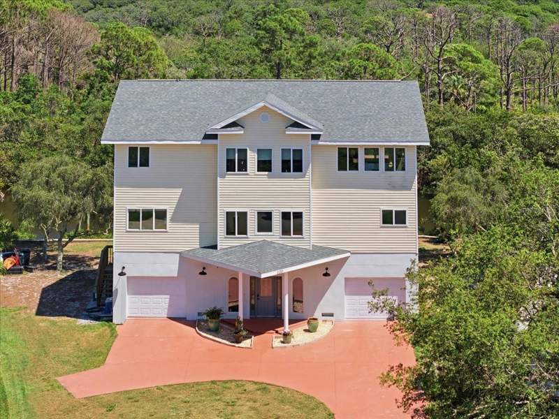 3 bedroom Single Family Residence at 1130 S Florida Avenue, Coquina Beach, Tarpon Springs — photo 2