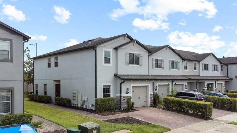 4 bedroom Townhouse at 1037 FLOWING TIDE DRIVE, TOWNS/AVALON RDG, ORLANDO — photo 2