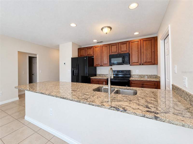 3 bedroom Single Family Residence at 7606 Leon Avenue, Orange River Estates Unit III, Temple Terrace — photo 3