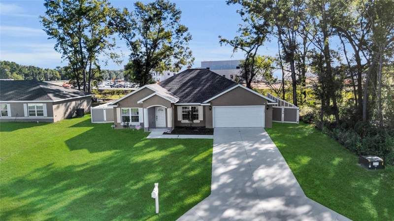 3 bedroom Single Family Residence at 1645 SW 168th Loop, Marion Oaks Un Four, Ocala — photo 3