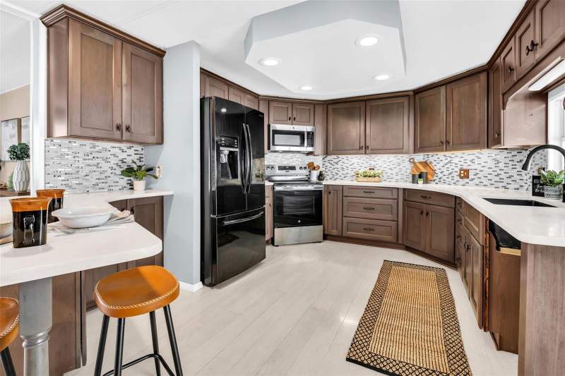 3 bedroom Manufactured Home at 23 Mountain Laurel Drive, Blue Jay Mobile Home Estates Condo, Palm Harbor — photo 5