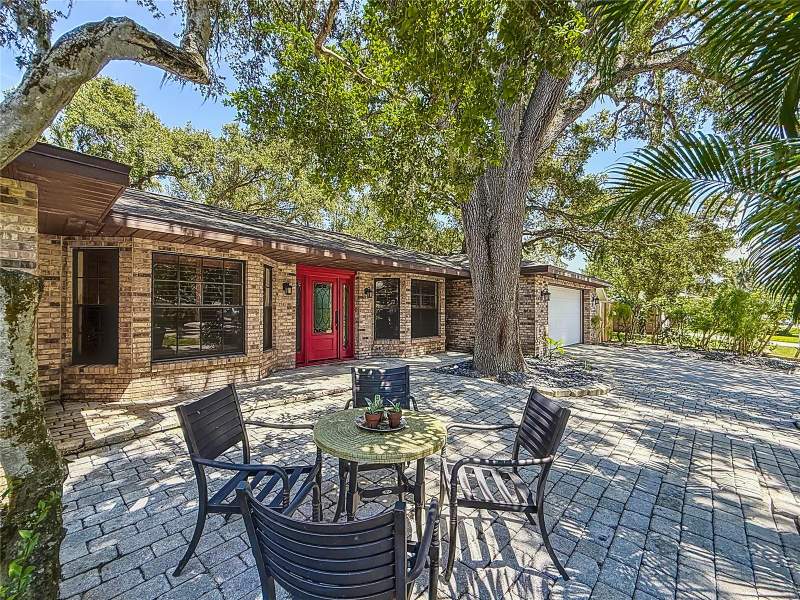 De Soto Estates