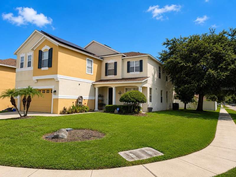 4664 CAVERNS DRIVE home for sale in Hammock Trails