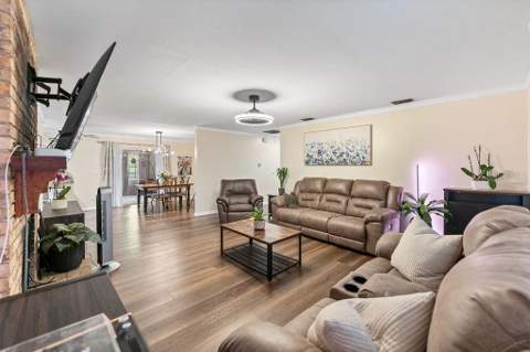 38213 Palm Grove Drive, Zephyrhills FL - photo 9 of 32