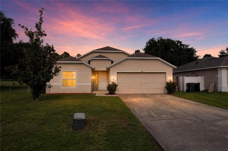 3 bedroom Single Family Residence at 725 Robin Court, Poinciana Nbrhd 05 North Village 03, Kissimmee — photo 2
