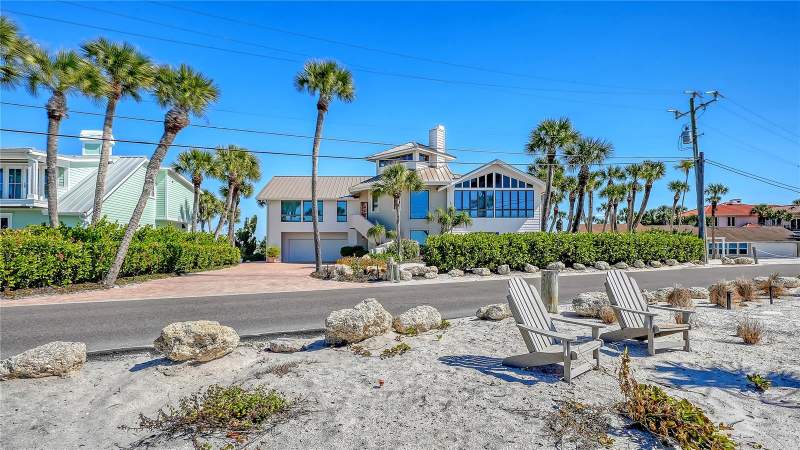 4 bedroom Single Family Residence at 2116 Casey Key Road, Casey Key, Nokomis — photo 3