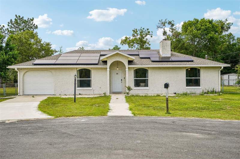 3 bedroom Single Family Residence at 18 SPRING RADIAL, SILVER SPGS SHORES UN 09, OCALA — photo 1