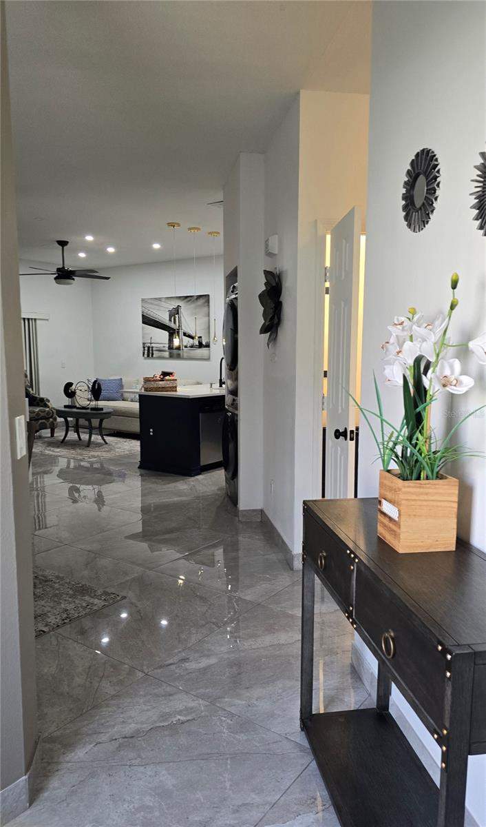 3 bedroom Townhouse at 14584 Laguna Beach Circle, Island Cove Villas Ph 03, Orlando — photo 4