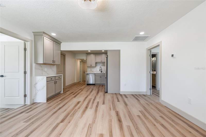 3 bedroom Single Family Residence at 7851 40th Ave, Grampian Pines, St Petersburg — photo 3