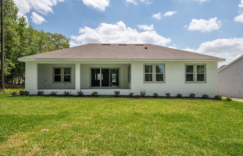 3 bedroom Single Family Residence at 13189 SW 61st Place Road, Rolling Hills Un 05, Ocala — photo 2