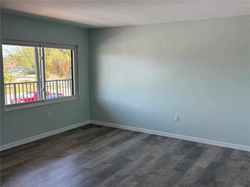 2 bedroom Condominium at 1258 Barbara Drive #202, Venetian Arms Sec 1, Venice — photo 3