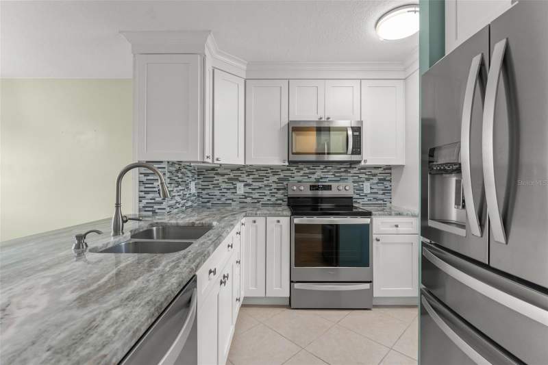 2 bedroom Townhouse at 11715 WINDBOURNE COURT, WHISPER LAKES, ORLANDO — photo 5