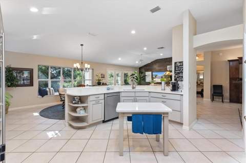 1302 La Estrellita Way, The Villages FL - photo 16 of 45