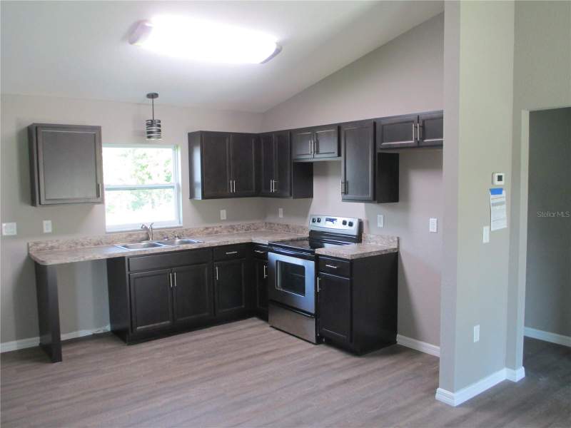 3 bedroom Single Family Residence at 5762 NW 5th Street, Ocala Ridge, Ocala — photo 4