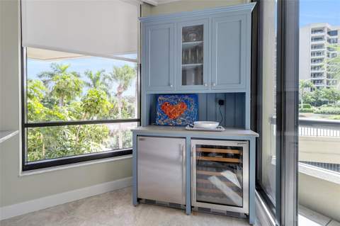 1241 Gulf Of Mexico Drive #109, Longboat Key FL - photo 12 of 41