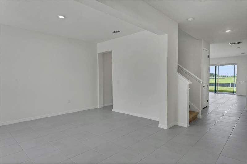 5 bedroom Single Family Residence at 7422 Sea Manatee Street, Seaire, Parrish — photo 4
