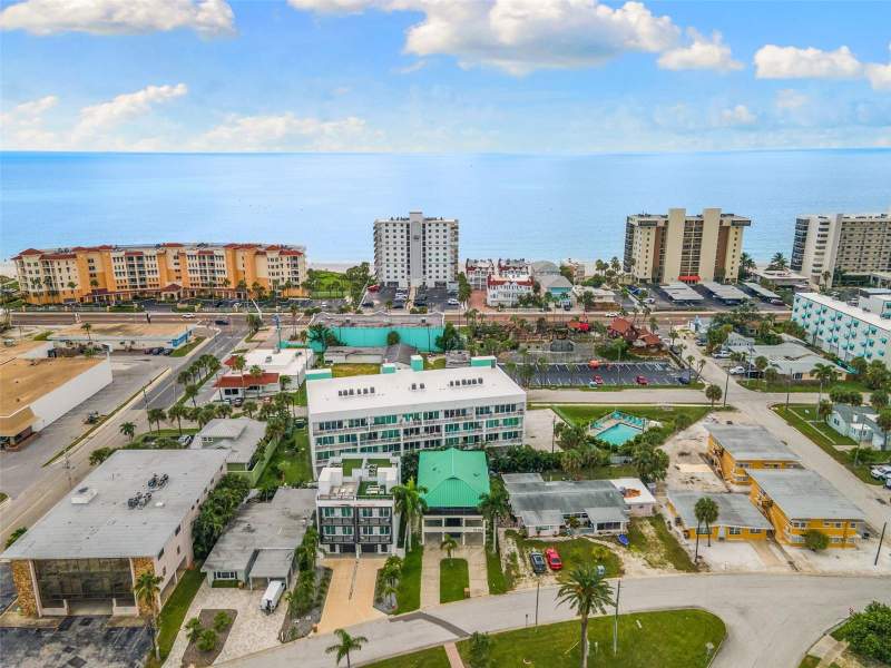 3 bedroom Single Family Residence at 15394 2nd Street, Lone Palm Beach 5th Add, Madeira Beach — photo 5