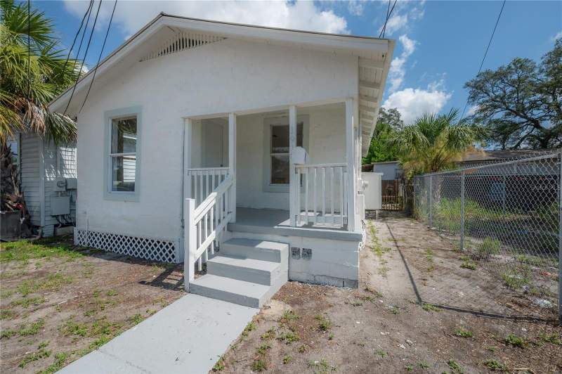 2 bedroom Single Family Residence at 1918 E 21st Avenue, North Ybor Booker & Fernande, Tampa — photo 2