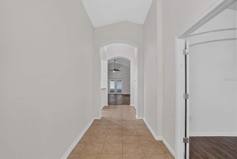 5 bedroom Single Family Residence at 30707 PGA Drive, Fairways/Mt Plymouth Ph 01, Sorrento — photo 4