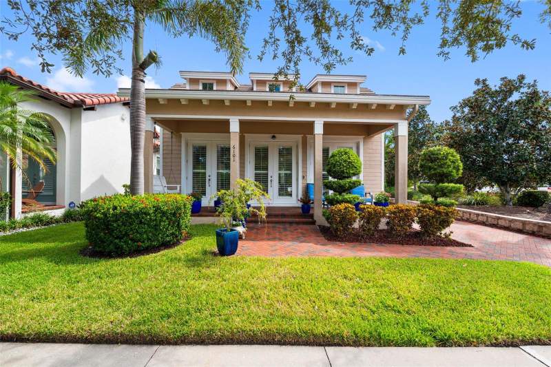4 bedroom Single Family Residence at 6101 Yeats Manor Drive, Westshore Yacht Club Ph 2, Tampa — photo 2