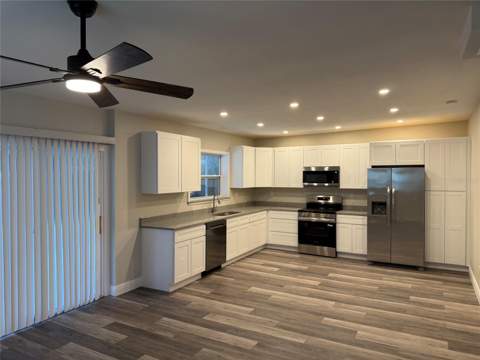 8126 Castinango Street, Orlando FL - photo 10 of 35