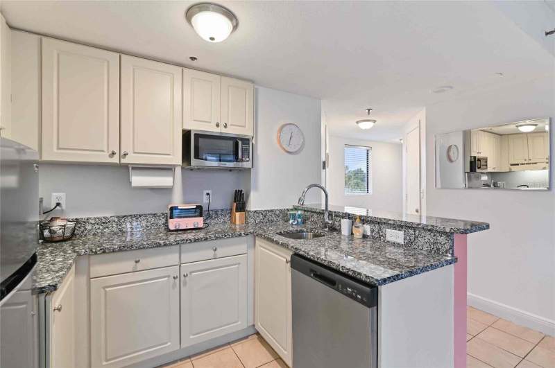 2 bedroom Condominium at 6165 Carrier Drive #1402, Enclave At Orlando, Orlando — photo 5