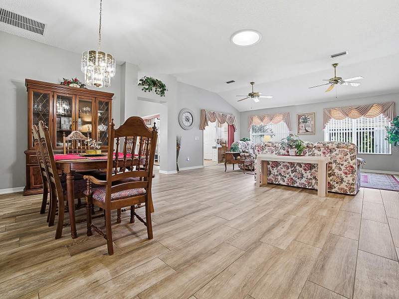 2 bedroom Single Family Residence at 820 Cortez Avenue, The Villages, The Villages — photo 5