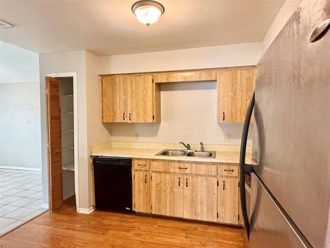608 E Warren Avenue, Longwood FL - photo 10 of 24