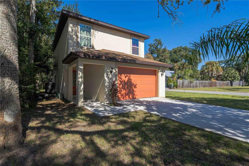 3 bedroom Single Family Residence at 704 Cedar Street, Green Sub, Daytona Beach — photo 3