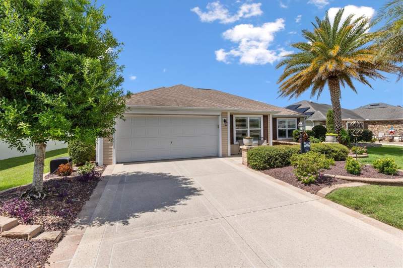 3 bedroom Single Family Residence at 1452 Olustee Place, The Villages, The Villages — photo 2