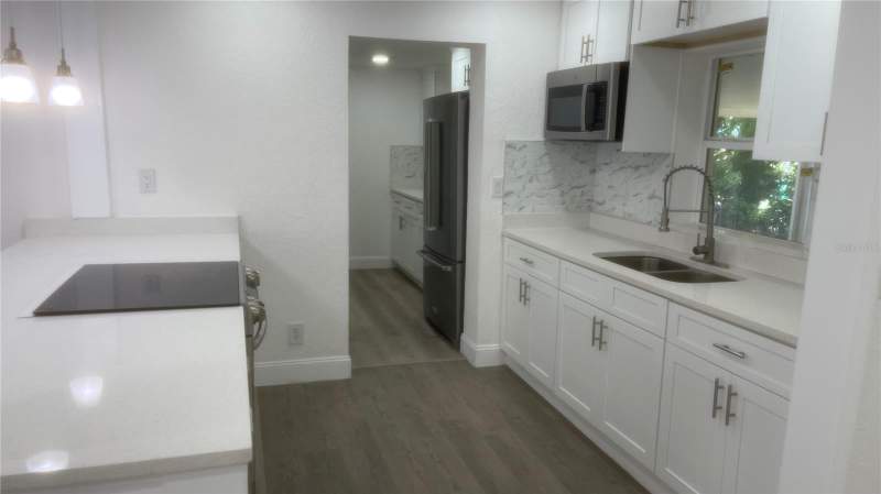 4 bedroom Single Family Residence at 113 W Division Street, Winter Garden Shores Rep, Winter Garden — photo 4