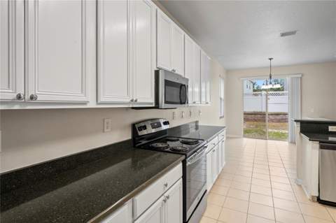 7249 Bridgeview Drive, Wesley Chapel FL - photo 6 of 26