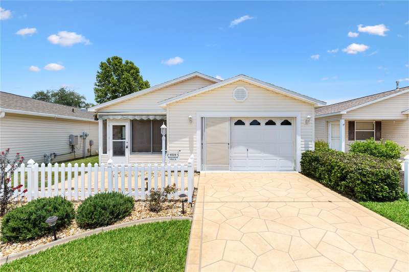 2 bedroom Villa at 9319 SE 172nd Wayside Place, Ivystone Villas, The Villages — photo 2