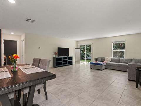 4469 Bluff Oak Loop, Kissimmee FL - photo 6 of 27
