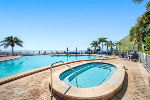 4784 Beach Drive #B, St Petersburg FL - photo 23 of 40
